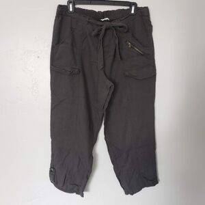 Maurices Women's 13/14 Dark Olive Green Linen Blend Cargo Capri Pants Casual